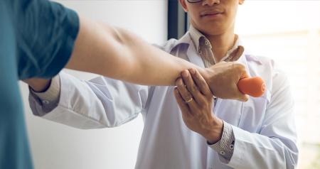 How_to_Treat_Nerve_Damage_With_Stem_Cell_Therapy.jpg